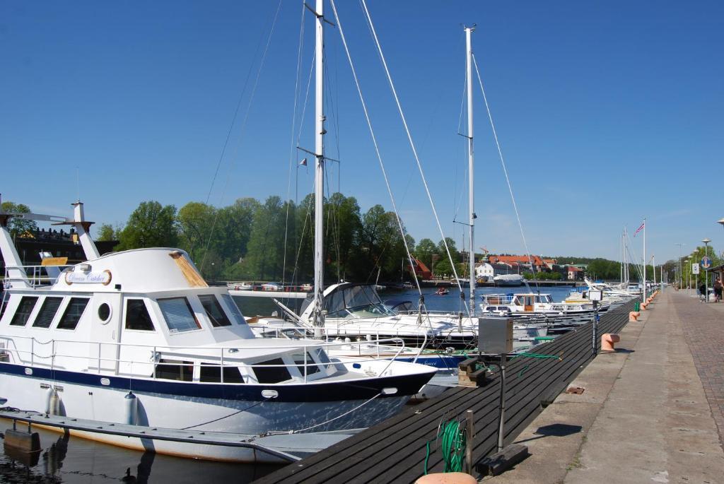 Halmstad Hotell&Vandrarhem Kaptenshamn Exteriör bild